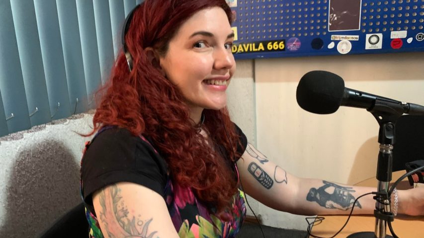 plaqueta ggg podcast standuperras sandra cuevas